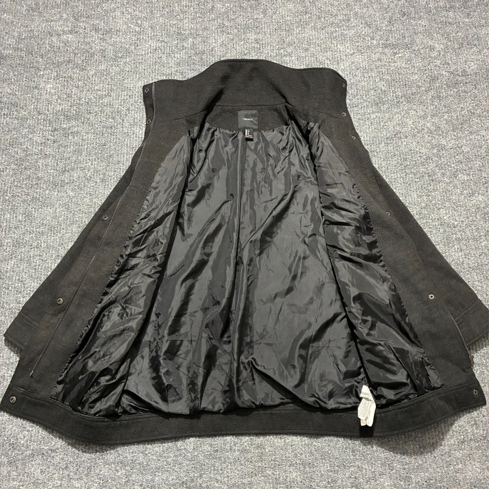 Forever 21 Womens Overcoat Size‎ Small Black Full Zip Snap Closure Funnel Neck - Picture 2 of 9